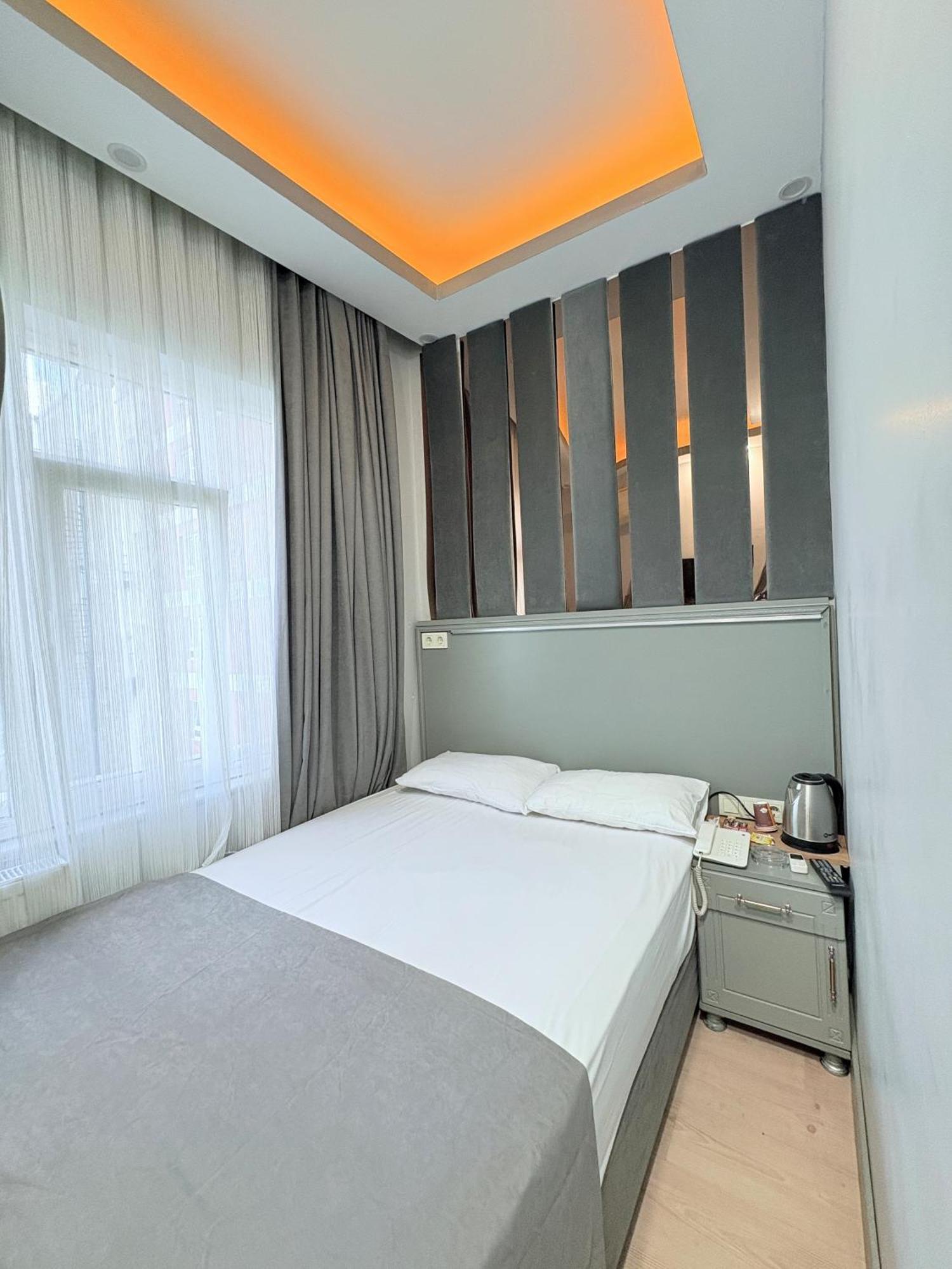 Crowned Plus Hotel Istanbul Exterior foto